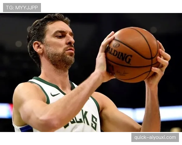 保罗·加索尔挡拆配合川流不息，提升内线得分效率明显